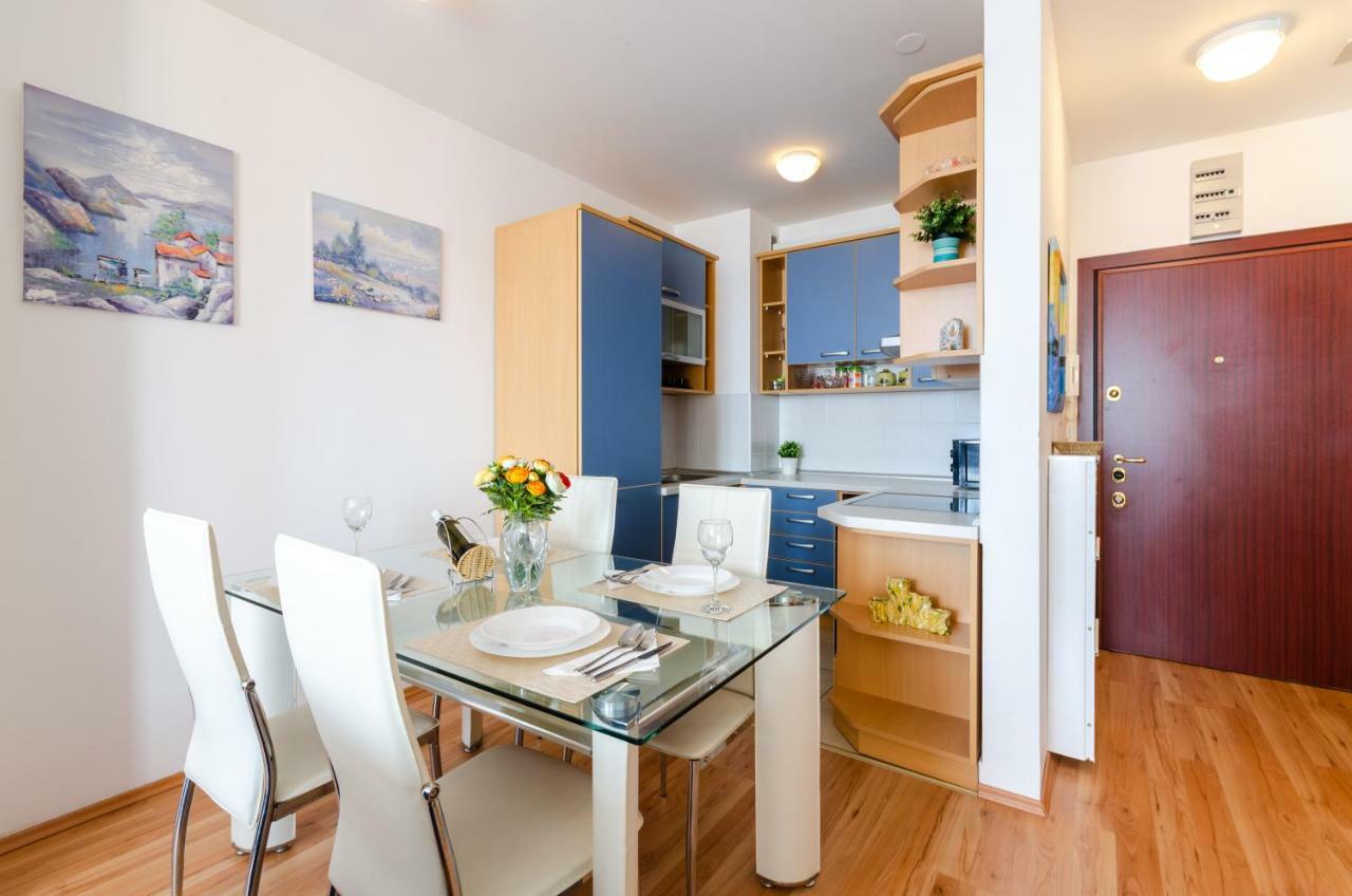 Apartment Tia Цриквениця Екстер'єр фото