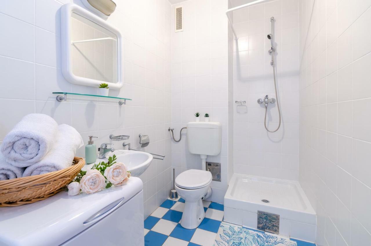 Apartment Tia Цриквениця Екстер'єр фото
